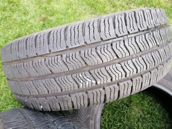Zimní zátěžové pneu 215/65r15C - 2