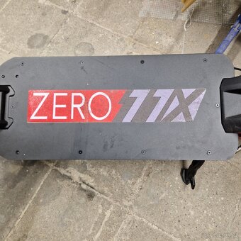 Nová elektrokoloběžka Zero 11X - 2
