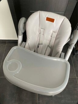 Dětská jídelní židlička Momi - 2