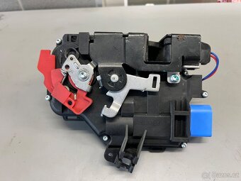 Zámek dveří P.P / P.Z Škoda Octavia II. - 2