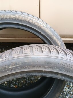225/40 R19 - 2