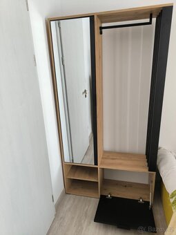 Předsíňová skříň - 2