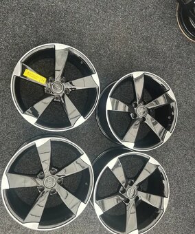 Alu kola Audi 5x112 R18 - 2