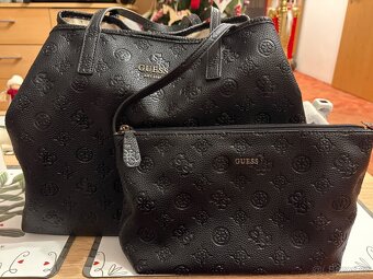Kabelka Guess - 2
