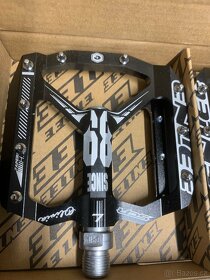 Prodám nové Al platformové pedaly - 2