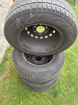 Hankook 215/70r16c - 2
