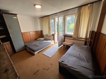 Pro nenáročné nájemce 1+1/B v domě se zahradou v Krči - 2