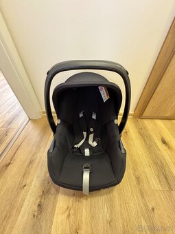 Maxi-Cosi FamilyFix3 základna + Maxi-Cosi Tinca - 2
