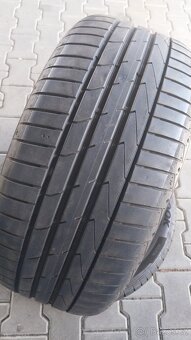 Prodám 2 x letní pneu Hankook 225/50/17 - 2