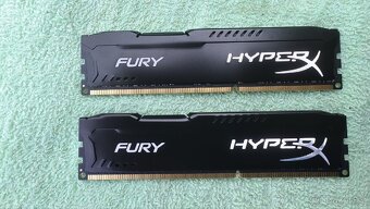 Kingston 16GB DDR3 1866Mhz (černé) - 2