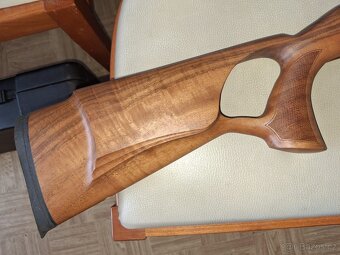 Pažba CZ 550 THUMBHOLE - LEVÁ - 2