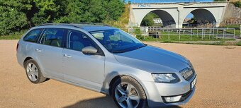 Škoda Octavia - 2