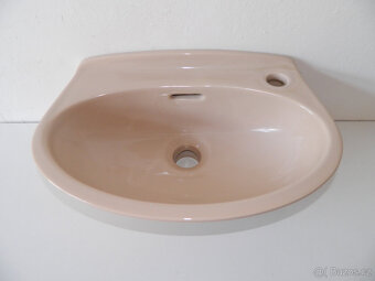 Umývadlo na WC - 2