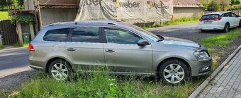 Vw passat B7 NEPOJÍZDNÝ - 2