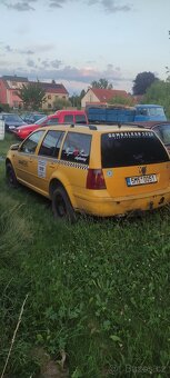 Volkswagen Bora - 2