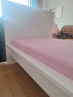 Postel/Bed - 2