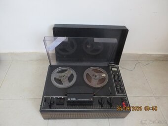 Magnetofon Tesla B 700 - 2