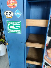 Šatní skříň - 2