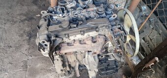 Sprinter 2.2 motor na díly 651 biturbo 2013 - 2