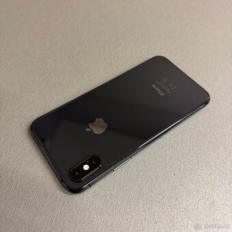 iPhone XS 64GB, 100% baterie - 2