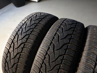 Zimní pneu Barum 185/65R15 - 2