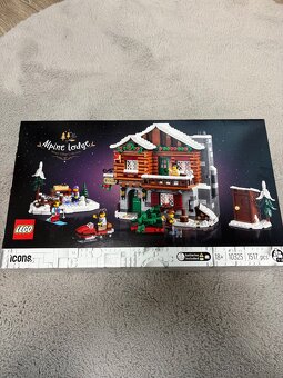 Lego ICONS 10325 - 2