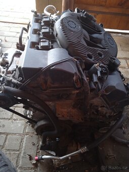 Motor Chrysler Sebring - 2