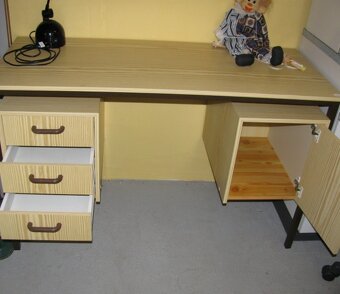 Psací (PC) stůl - 2