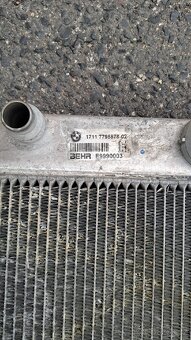 BMW E60/61 vodní chladič - 2