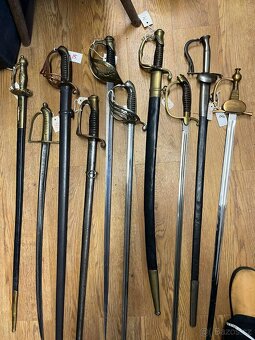 Historické šavle a kordy - 2