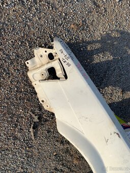 Toyota corolla ae82 přední blatníky - 2