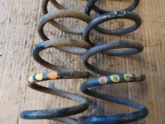 zadní pružiny Fabia 1 kombi - 2