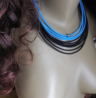 Náhrdelník - černá a modrá - 2