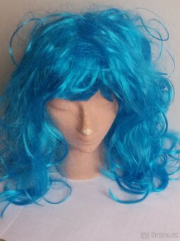 Dámská paruka. - 2