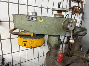 Svislá bruska / fréza - 2