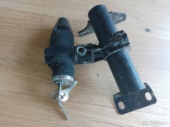Spinacka SKODA 100 - 2
