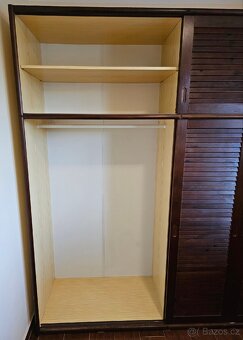 Prodám skříň 200x220x60 - 2