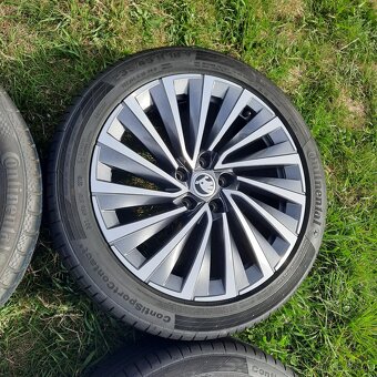 Alu kola Superb 3 i 4 Passat R18 ET44 - 2