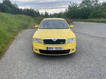 Škoda Octavia 2 RS 2.0 TFSI žlutá - 2