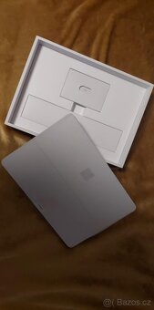 Microsoft Surface Laptop Studio 2 - RTX 4050 - 2
