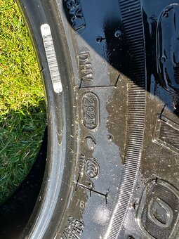 Pneu 255/70 R18 - 2