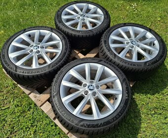 289 Zánovní zimní sada Fabia III/Rapid 215/45/16 - 2