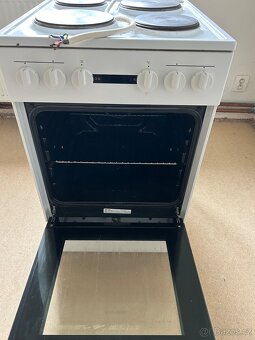 Elektrický sporák Mora 400V - 2