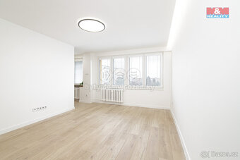 Pronájem bytu 1+kk, 29 m², Ostrava, ul. Nádražní - 2