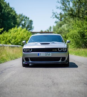 Dodge Challenger Hellcat - 2