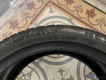 Zimní pneu NEXEN 245/40 R19 - 2