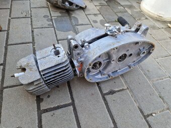 Motor Jawa 05 - 2