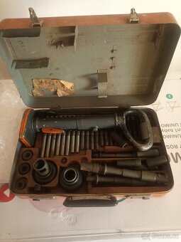 Nastřelovací pistol Blesk Universal - 2