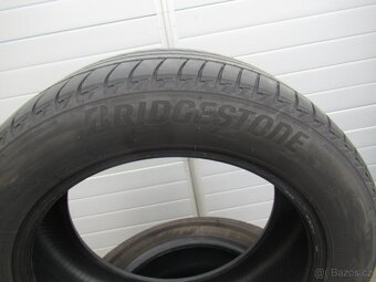 LETNÍ PNEU 215/55/17 BRIDGESTONE - 2
