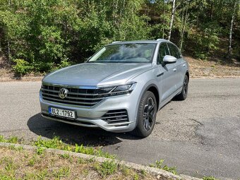 VW touareg 3.0 V6 210kw maximalni vybava - 2